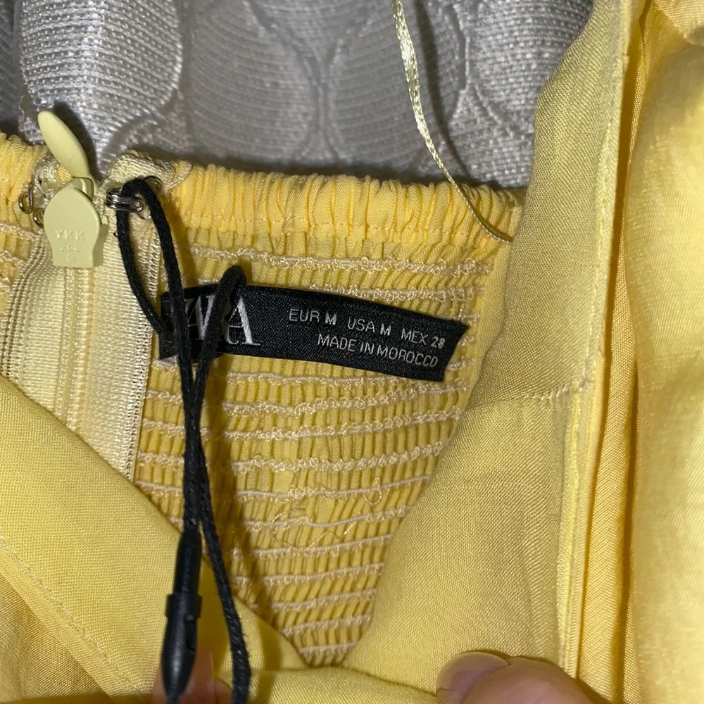 Zara Off The Shoulder Mini Dress Yellow A Line with Tie Waist and Pockets - Picture 5 of 6